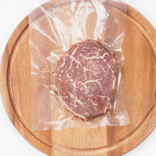 Anpassbare recycelte Thermoformfolie mit hoher Barriere f&uuml;r Rindfleisch